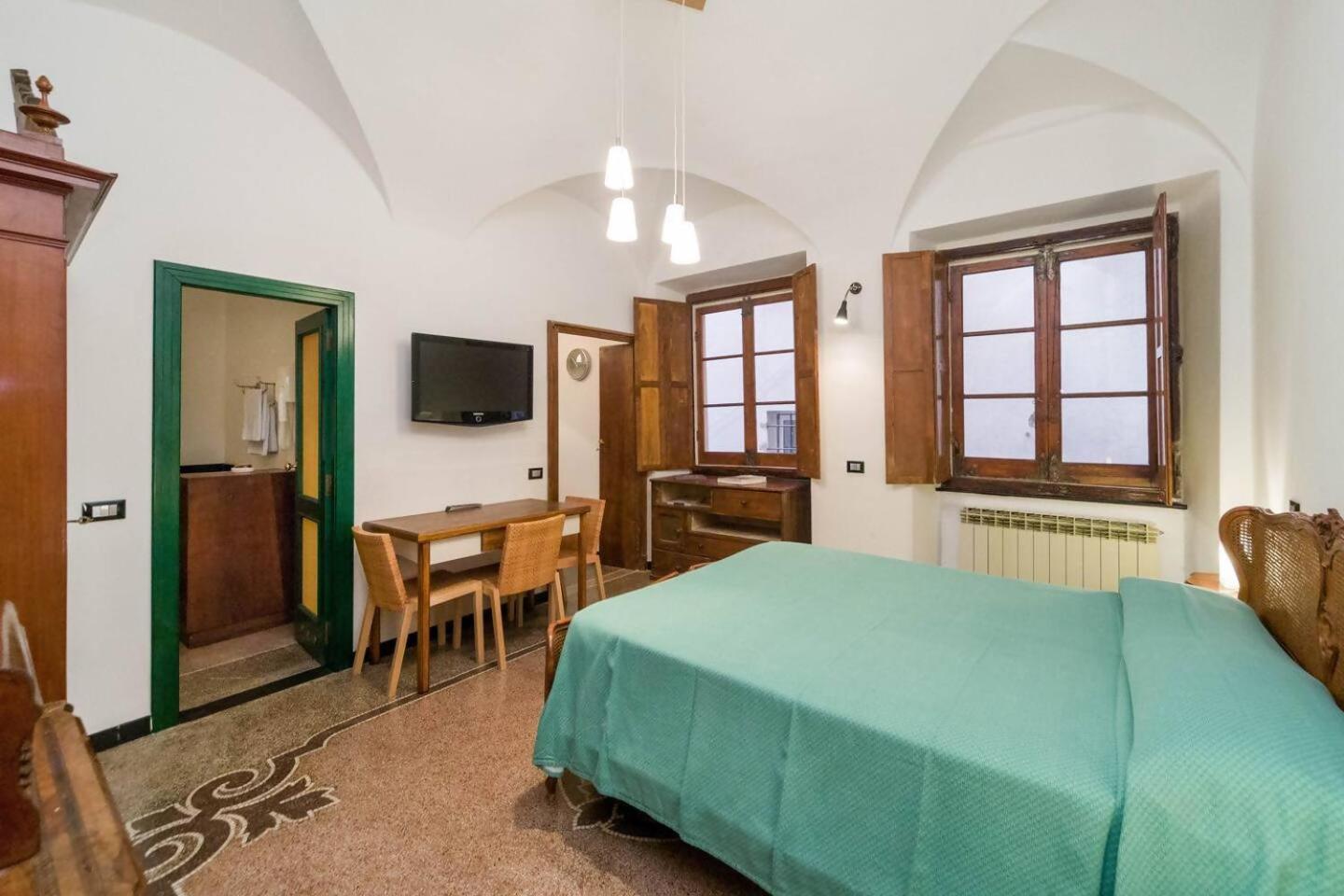 Lovingenoa Old Stone Appartement Buitenkant foto